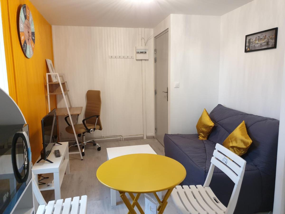 Appartement Entier Meuble A Beaumont Proche Futuroscope Et Poitiers Technopole エクステリア 写真