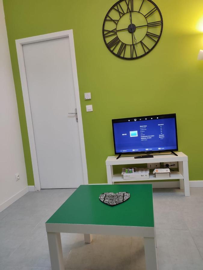 Appartement Entier Meuble A Beaumont Proche Futuroscope Et Poitiers Technopole エクステリア 写真