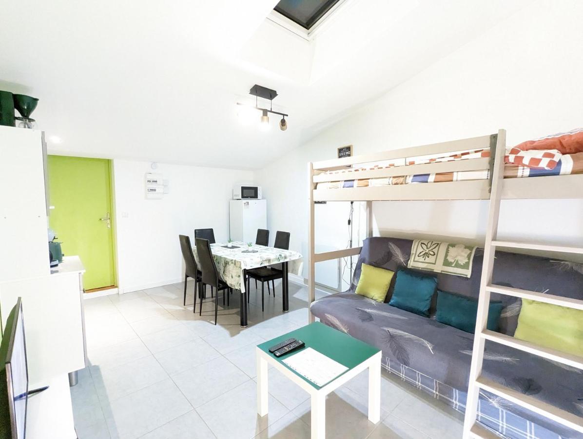 Appartement Entier Meuble A Beaumont Proche Futuroscope Et Poitiers Technopole エクステリア 写真