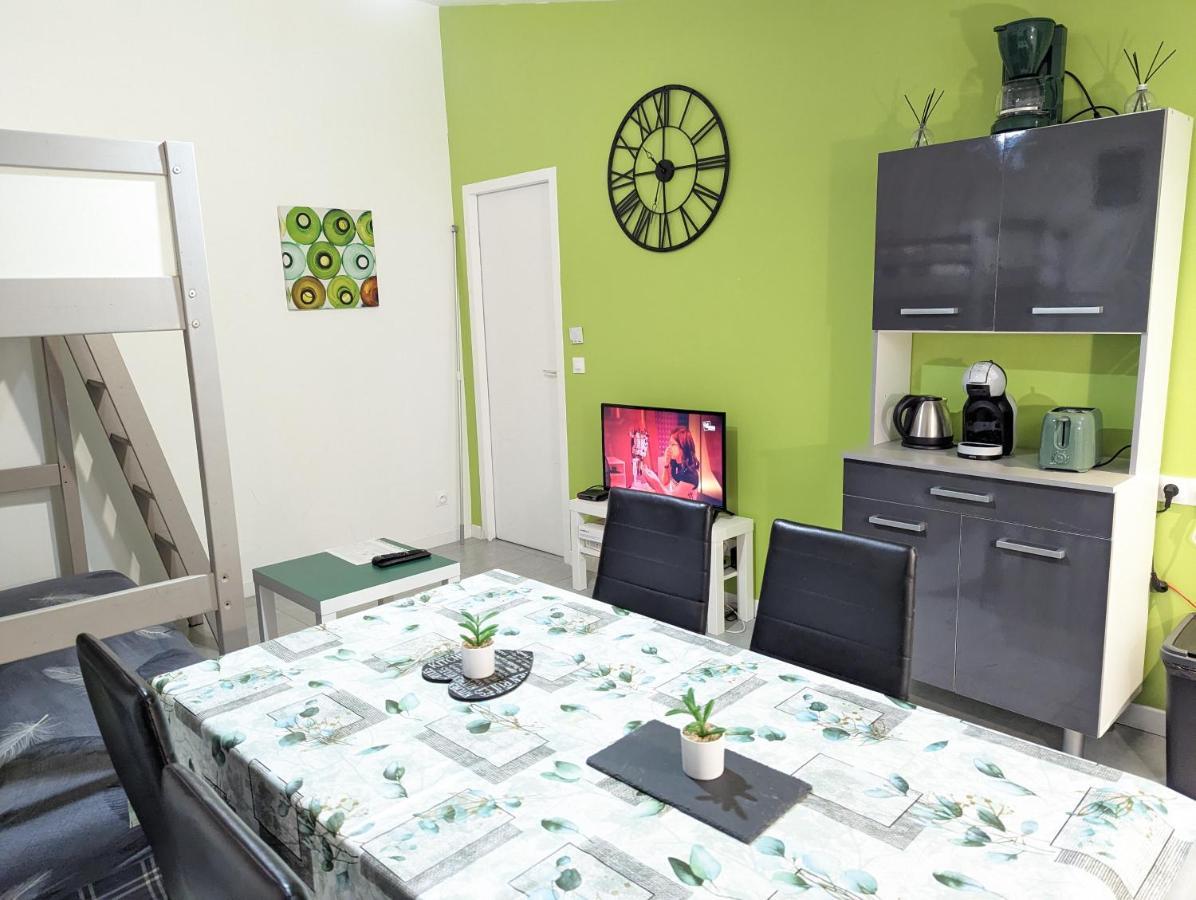Appartement Entier Meuble A Beaumont Proche Futuroscope Et Poitiers Technopole エクステリア 写真