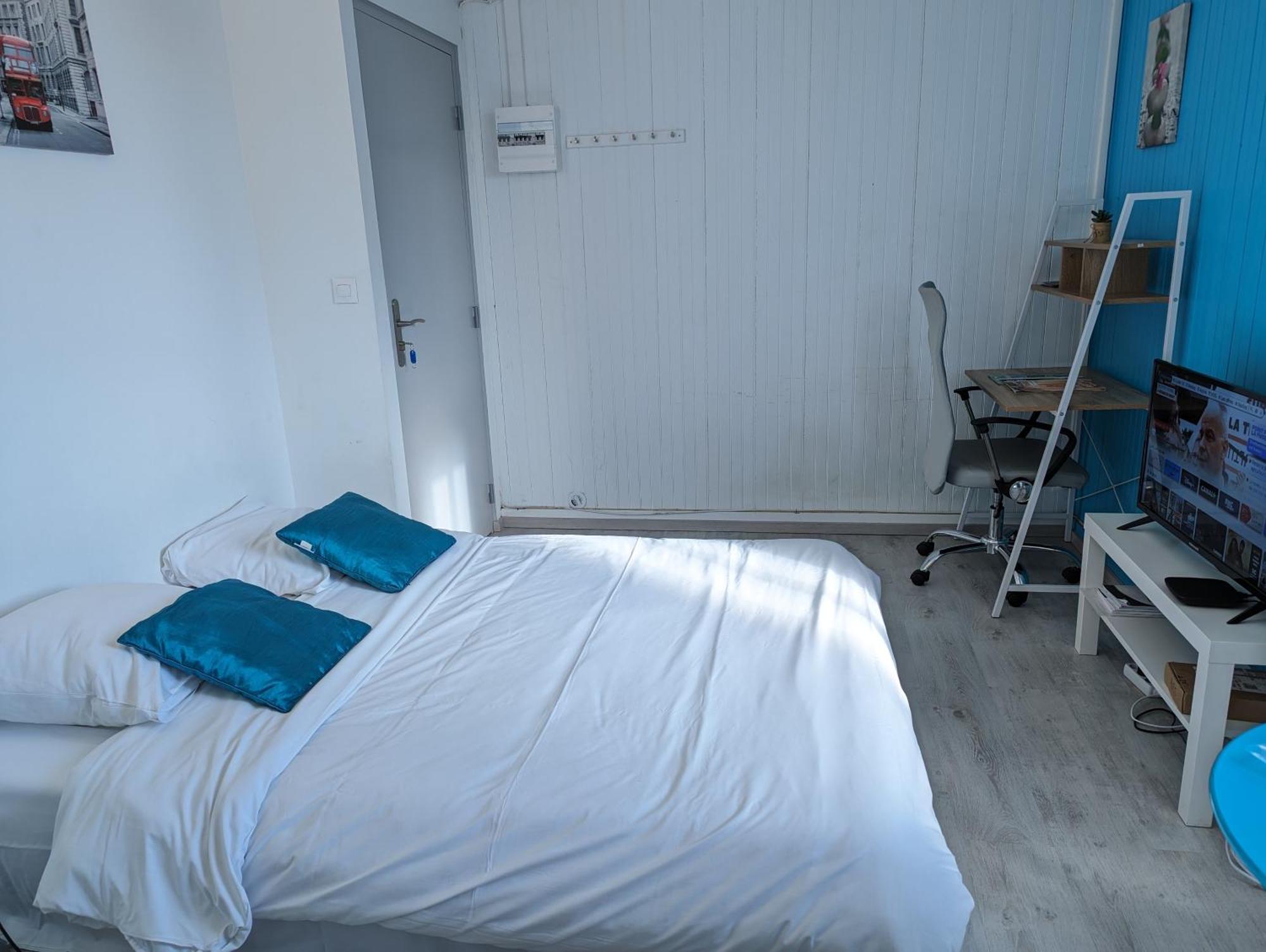 Appartement Entier Meuble A Beaumont Proche Futuroscope Et Poitiers Technopole エクステリア 写真