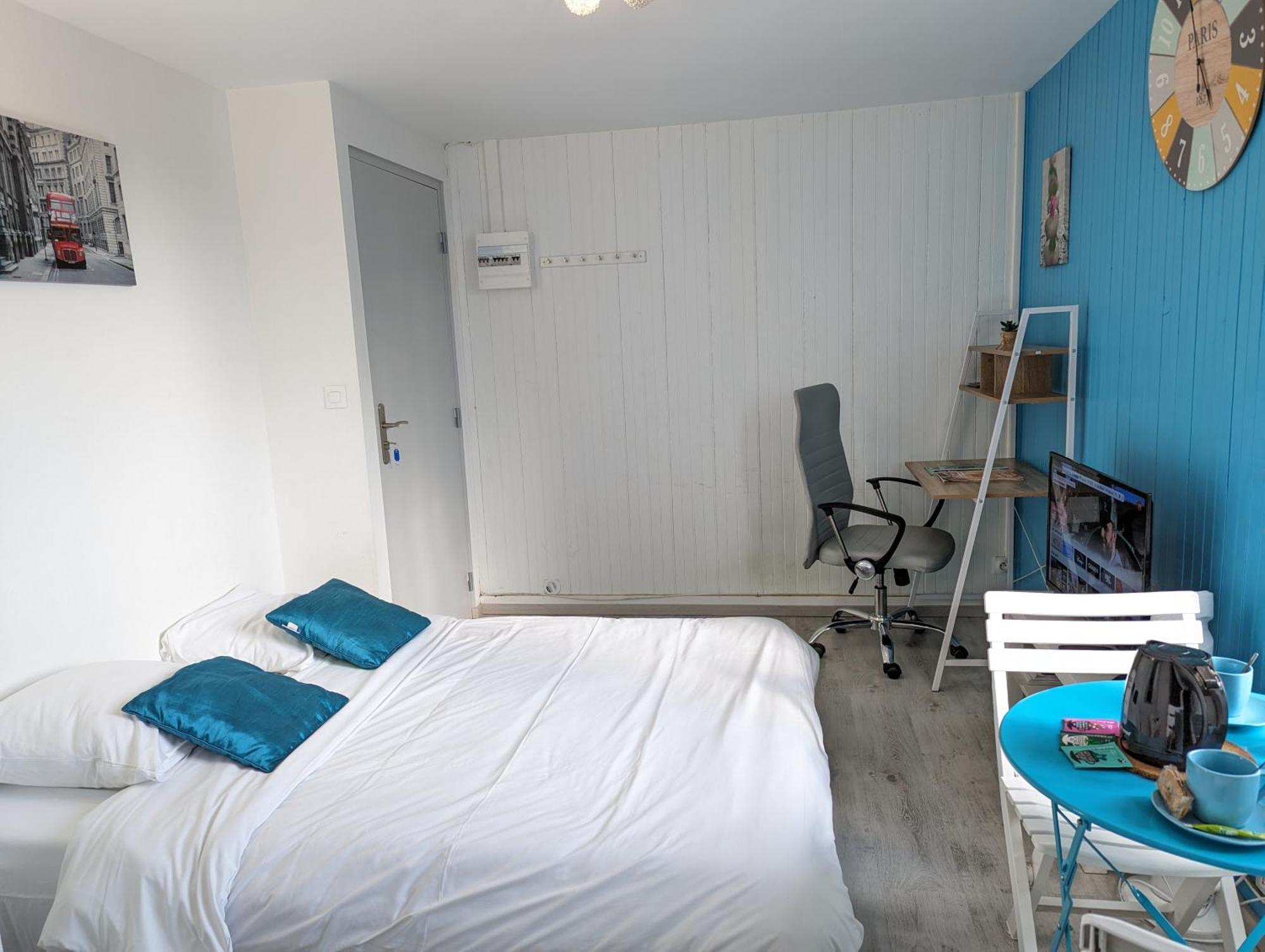 Appartement Entier Meuble A Beaumont Proche Futuroscope Et Poitiers Technopole エクステリア 写真